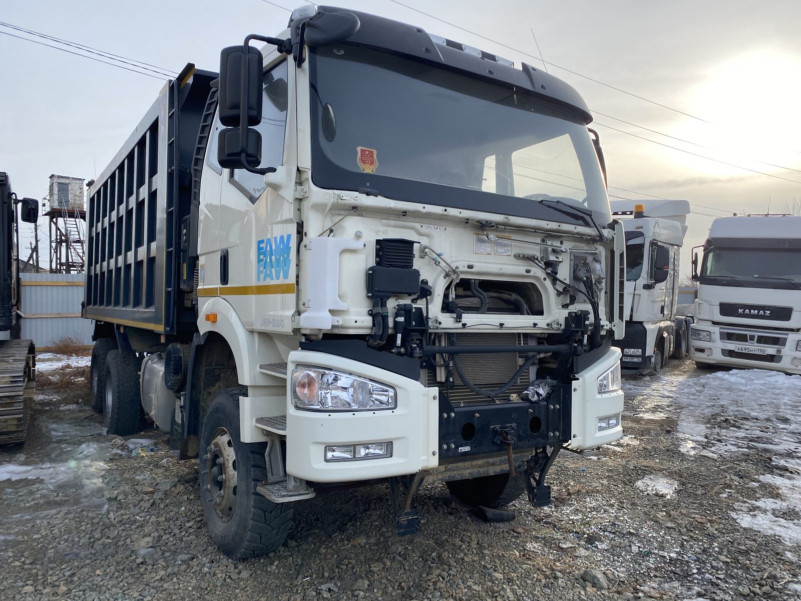 FAW J6 6x4 Самосвал