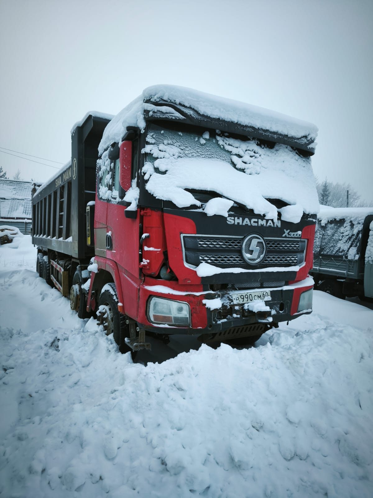 Shacman SX* 8x4 Самосвал
