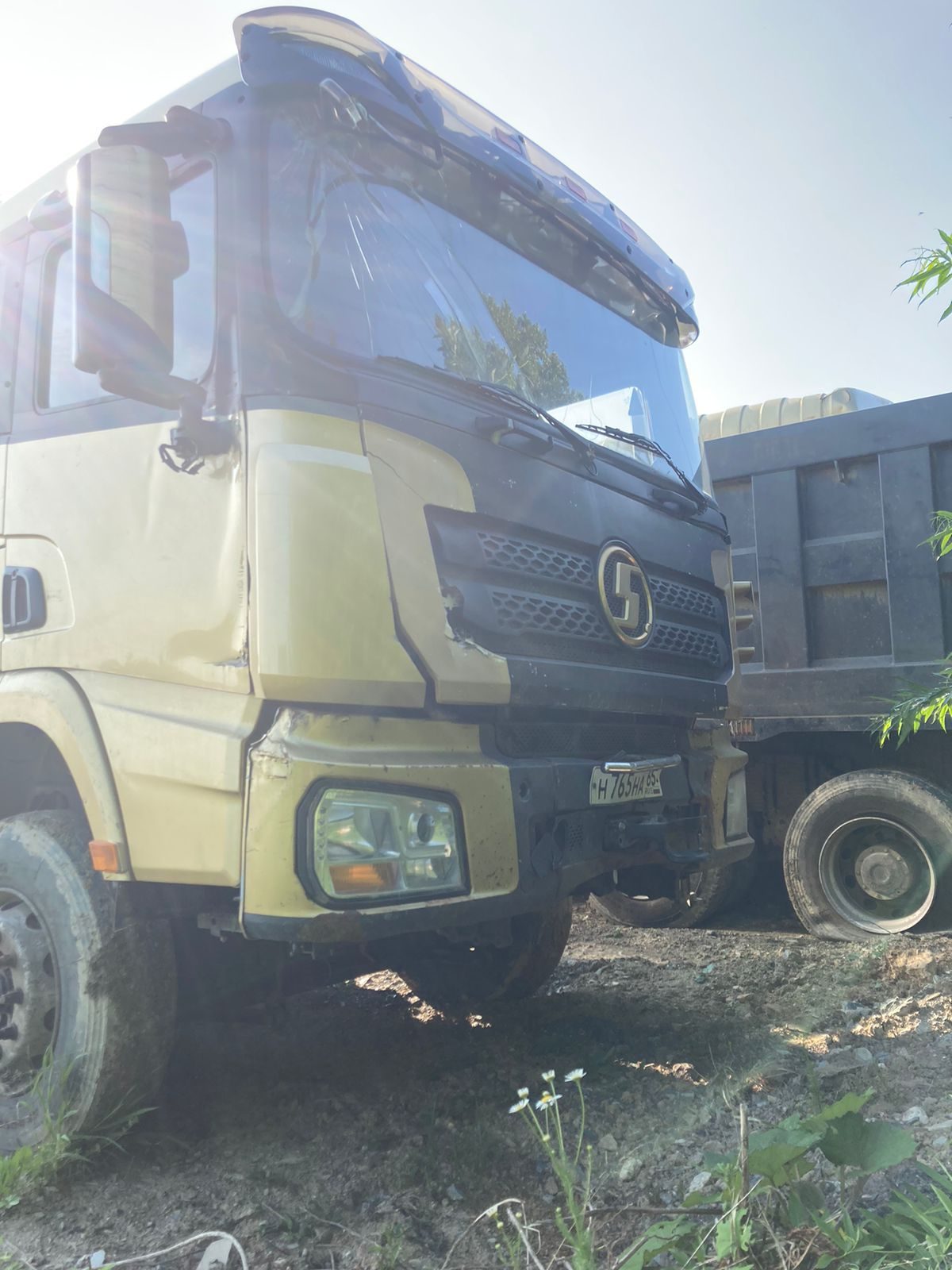 Shacman SX* 8x4 Самосвал