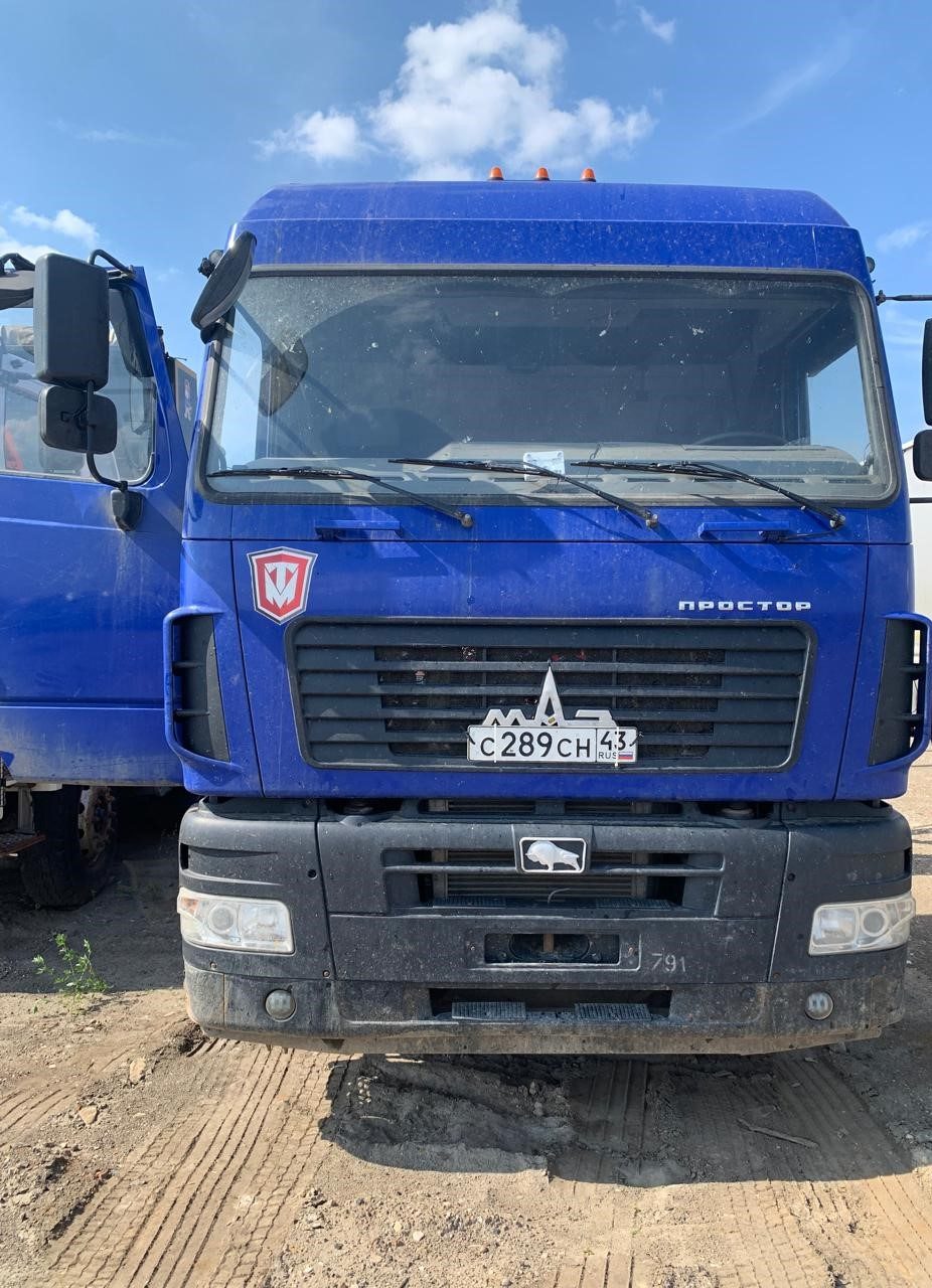 МАЗ 6430 6x4 Седельный тягач