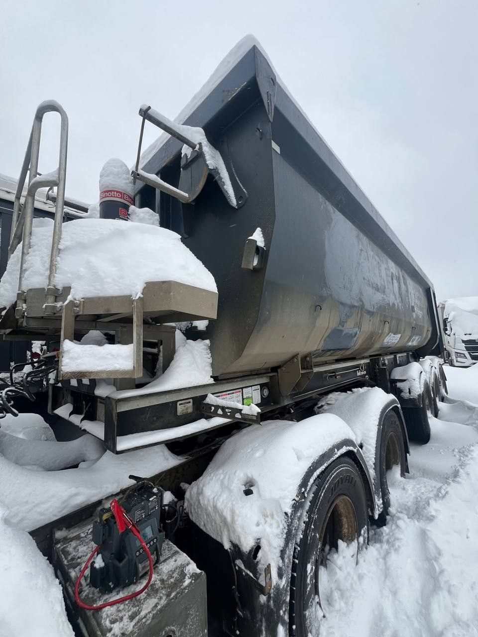Grunwald 9453 Полуприцеп самосвальный