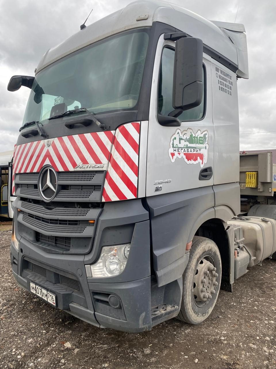 Mercedes-Benz Actros 6x4 Седельный тягач