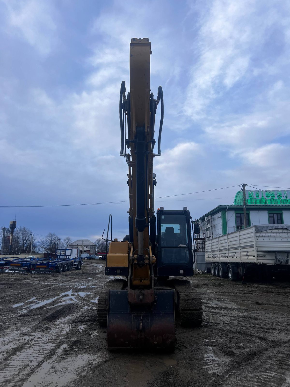 Lovol FR225* Экскаватор