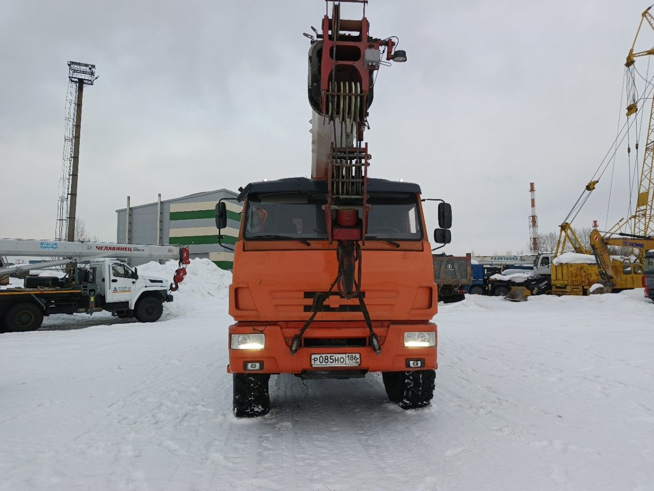 КАМАЗ 43118 6x6 Автокран