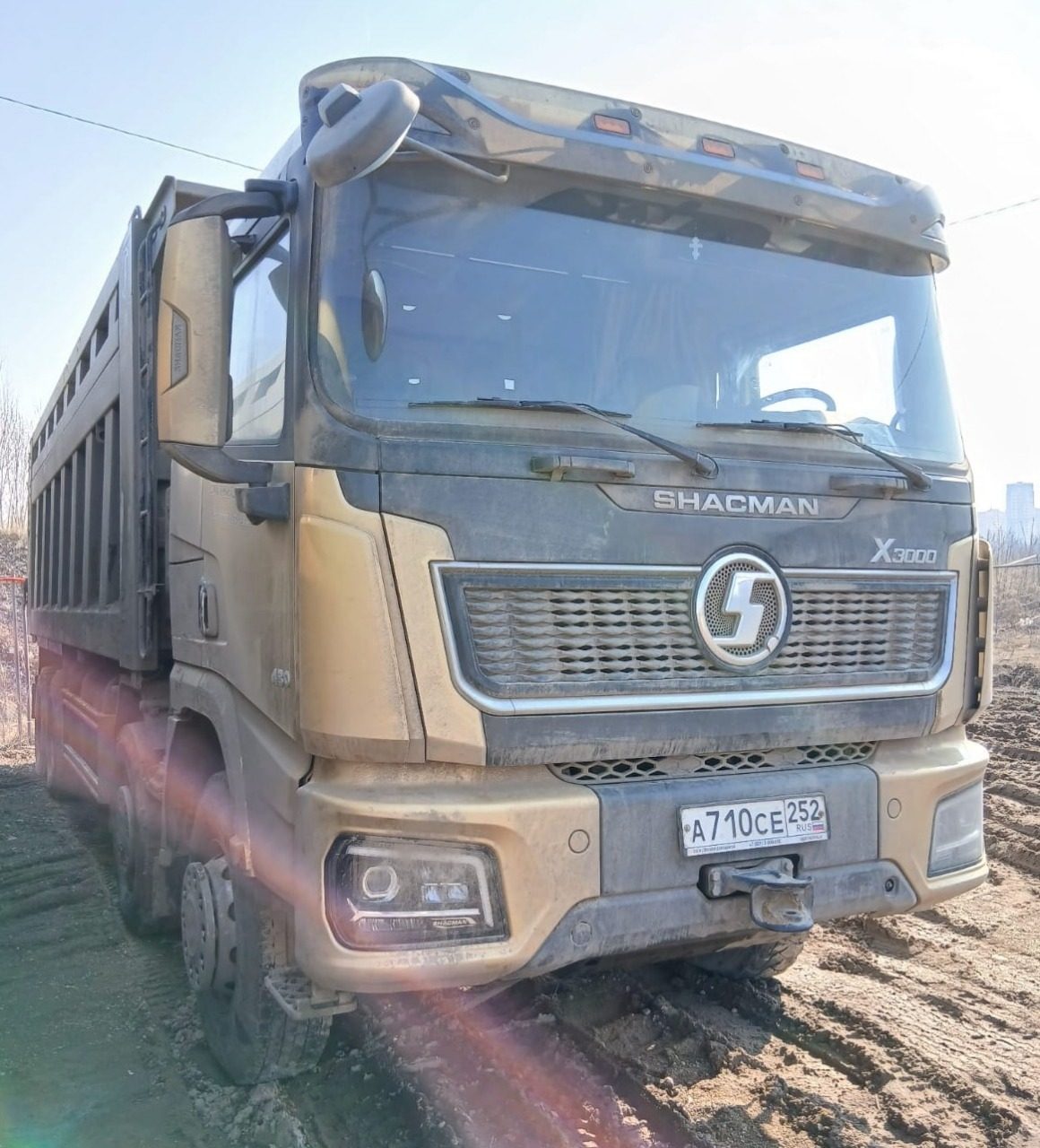 Shacman SX* 8x4 Самосвал