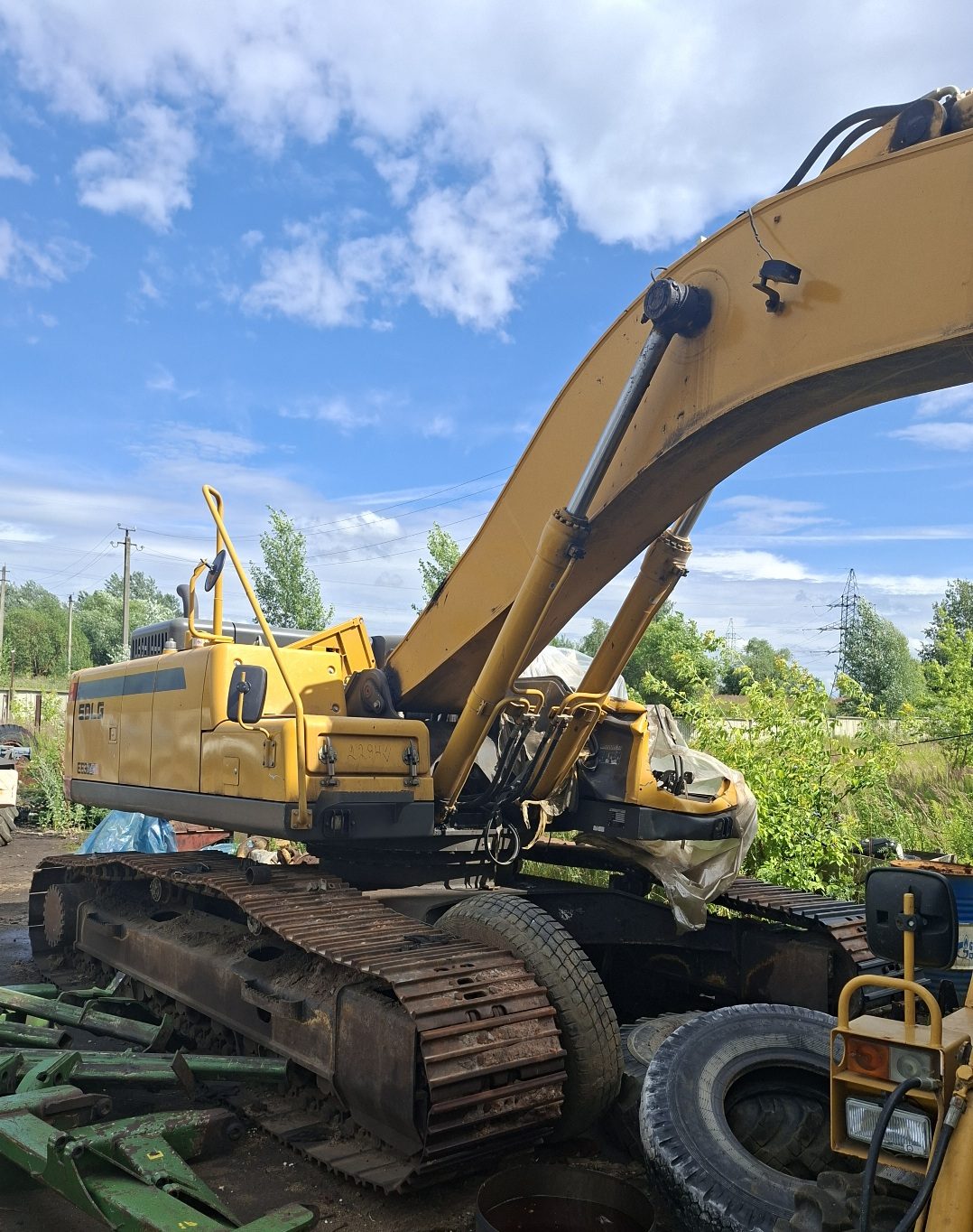 SDLG E6255 Экскаватор