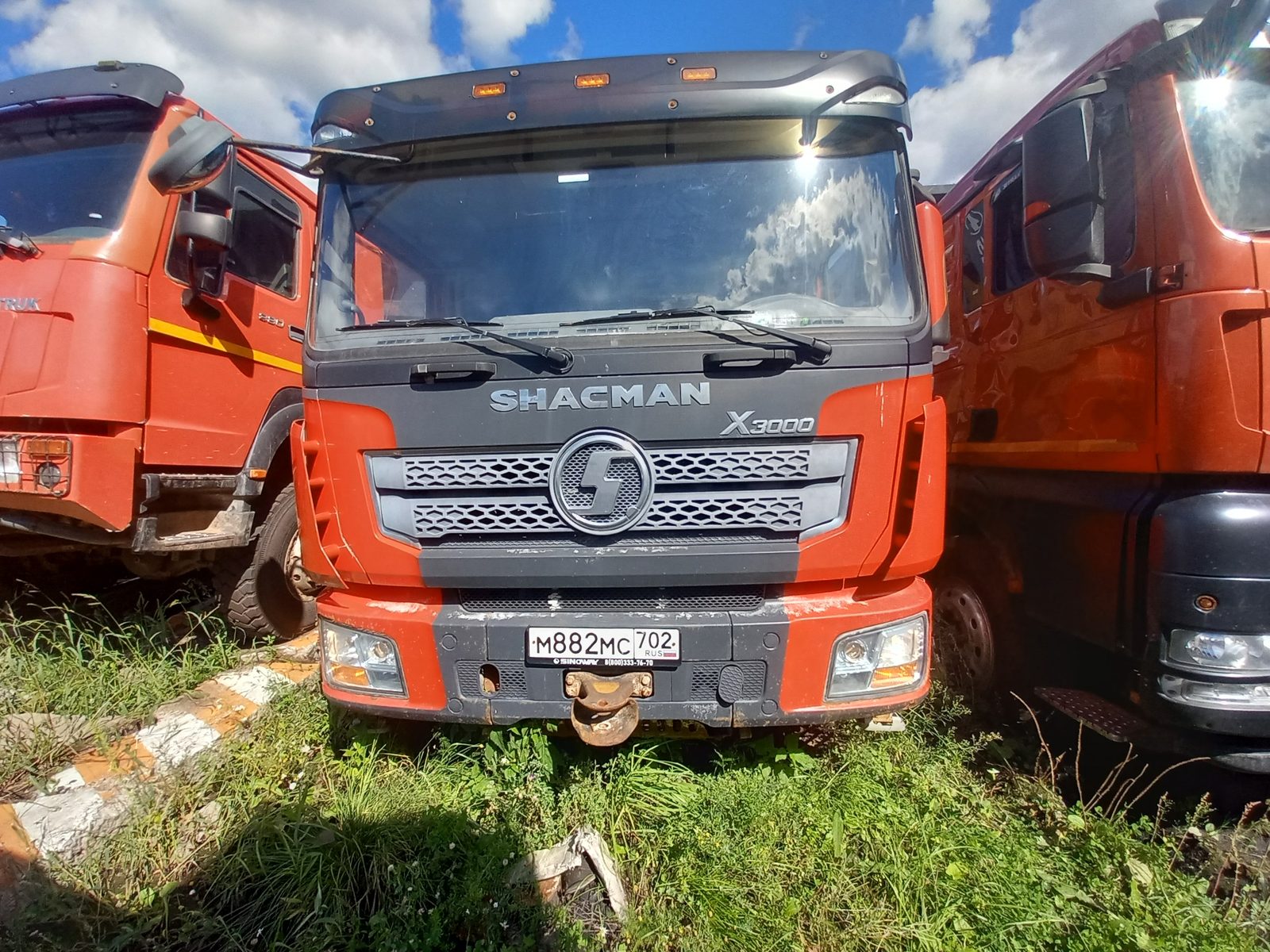 Shacman SX* 8x4 Самосвал