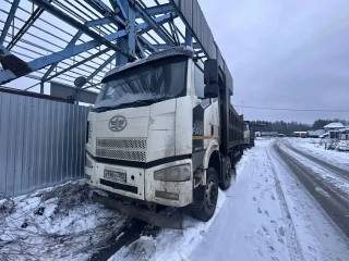 FAW J6 8x4 Самосвал