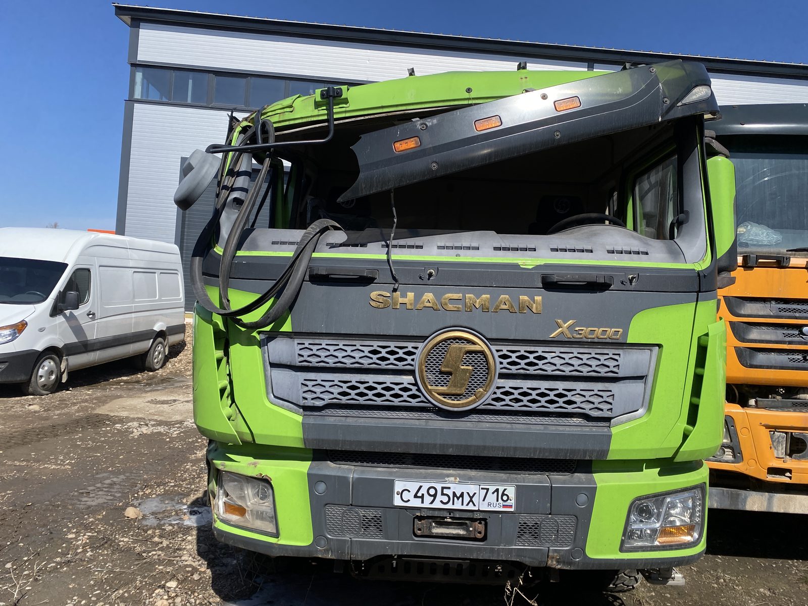 Shacman SX* 8x4 Самосвал