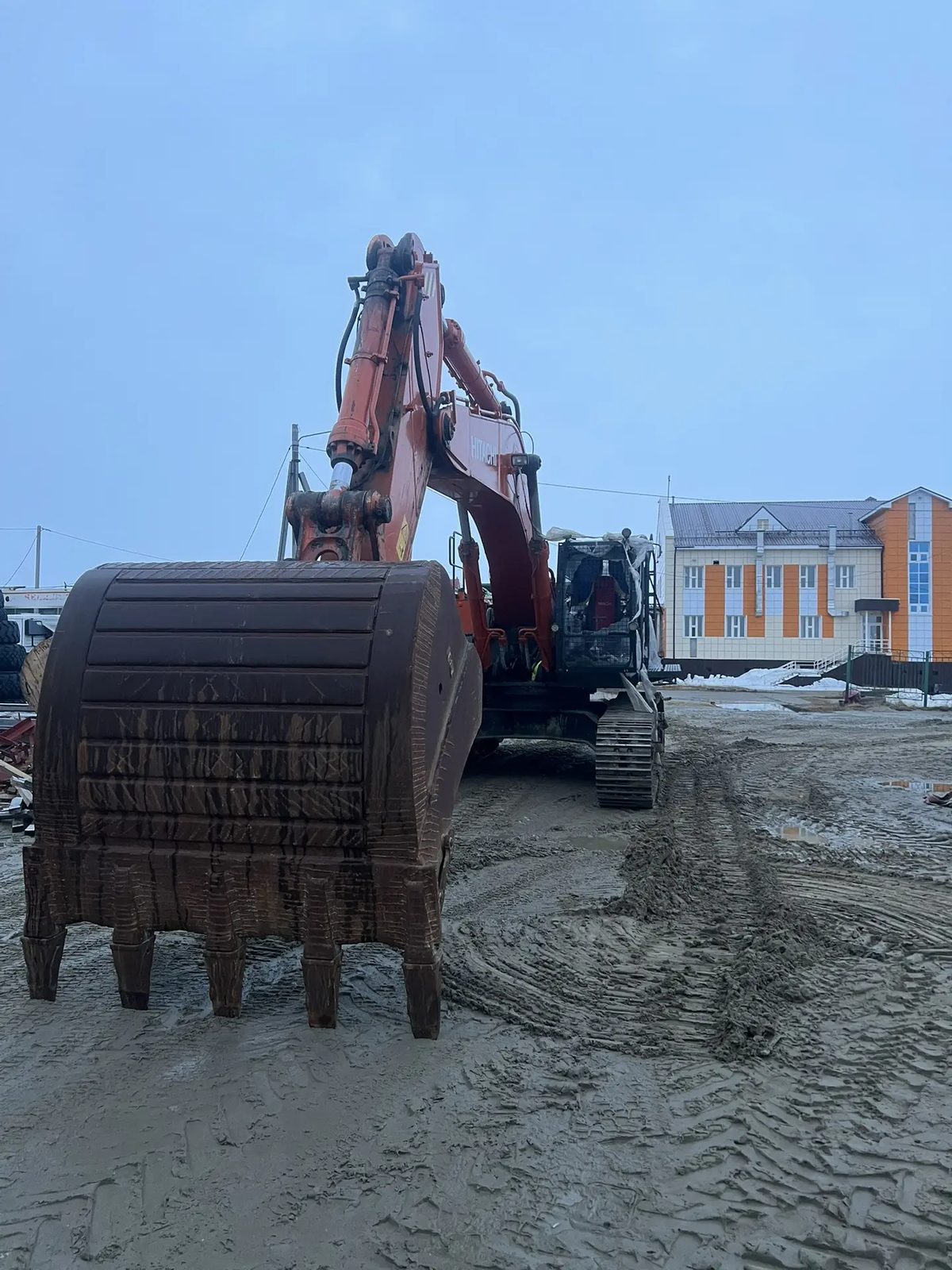 Hitachi ZX470 Экскаватор