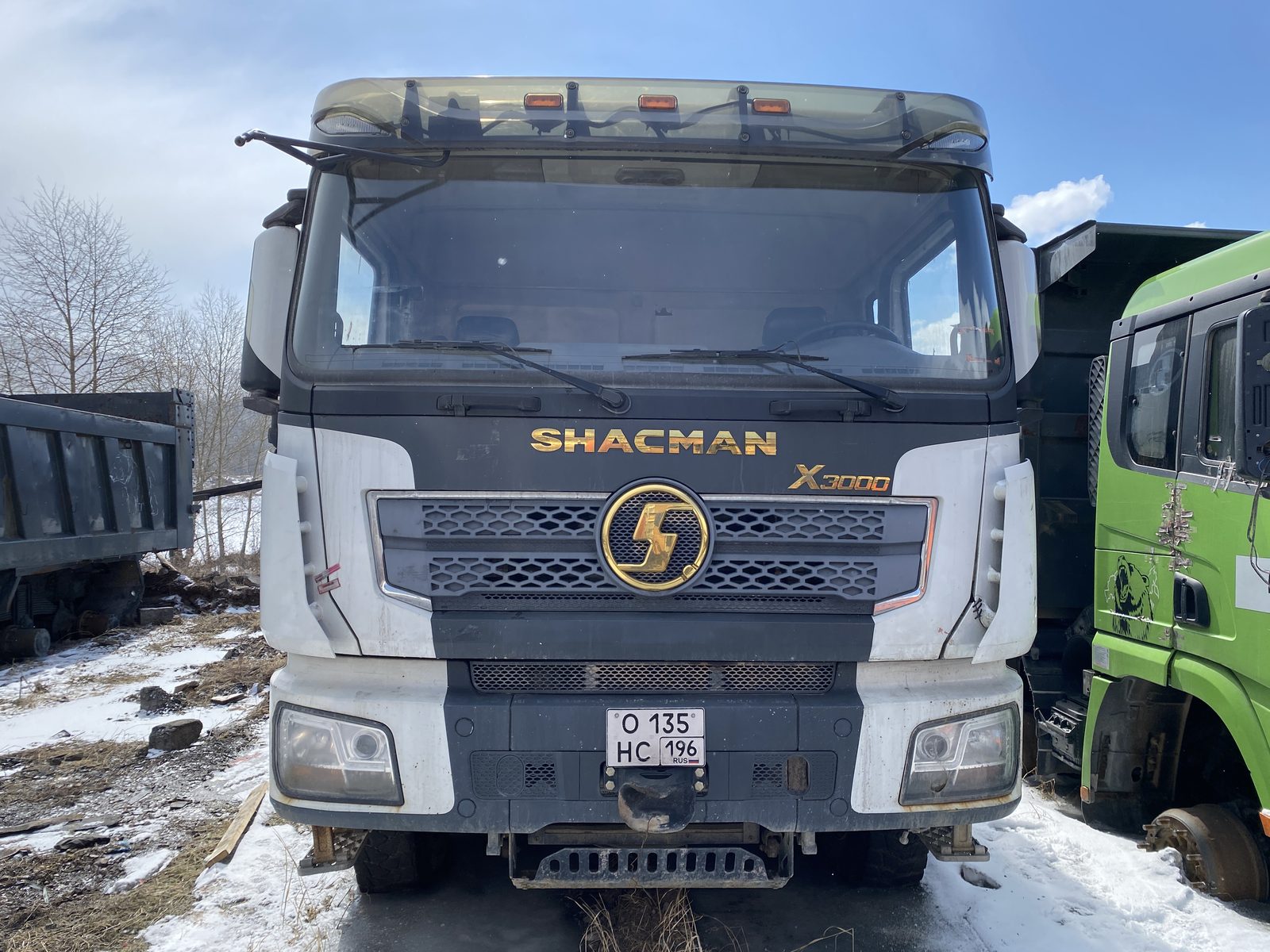 Shacman SX* 8x4 Самосвал