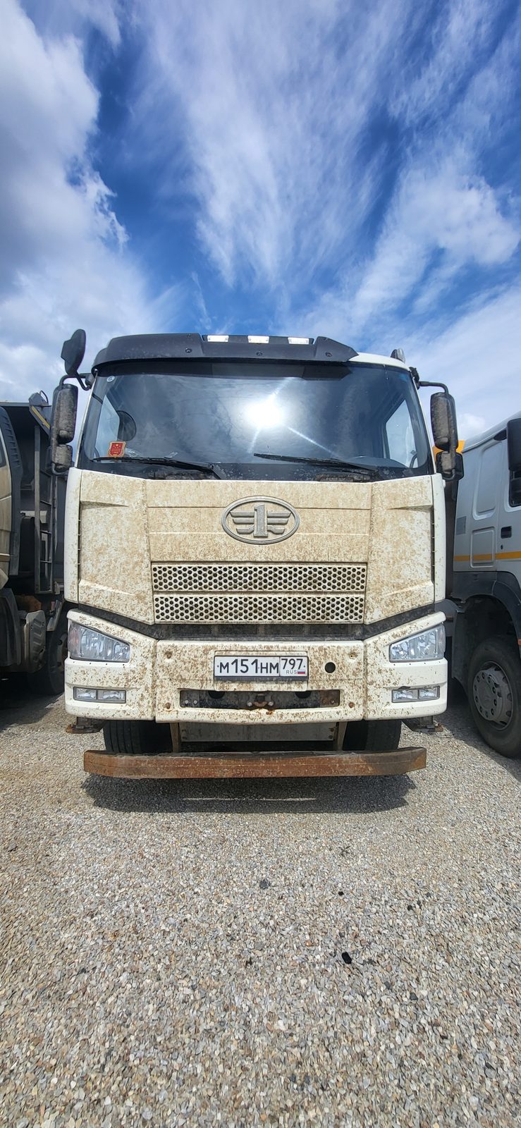 Автомастер 6589* на шасси FAW CA 3310 8x4 Самосвал