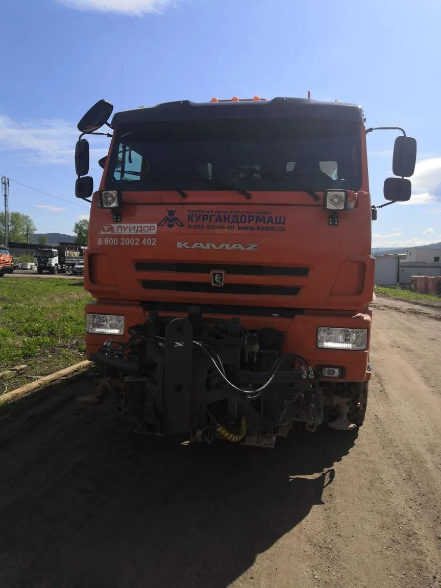 КАМАЗ 43118 6x6 КДМ