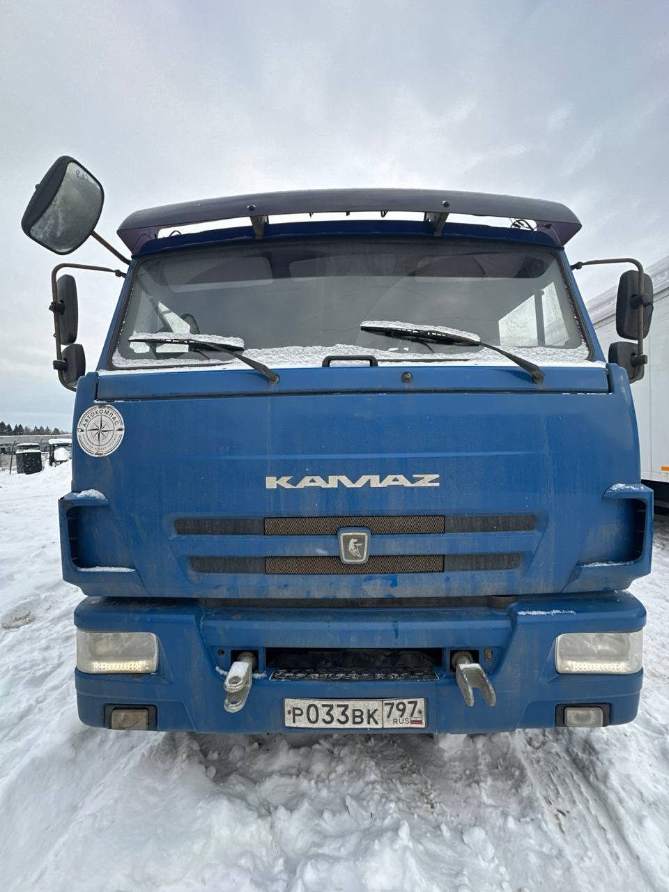 Строительные 7324* на шасси КамАЗ 65117 6x4 Бортовой с КМУ