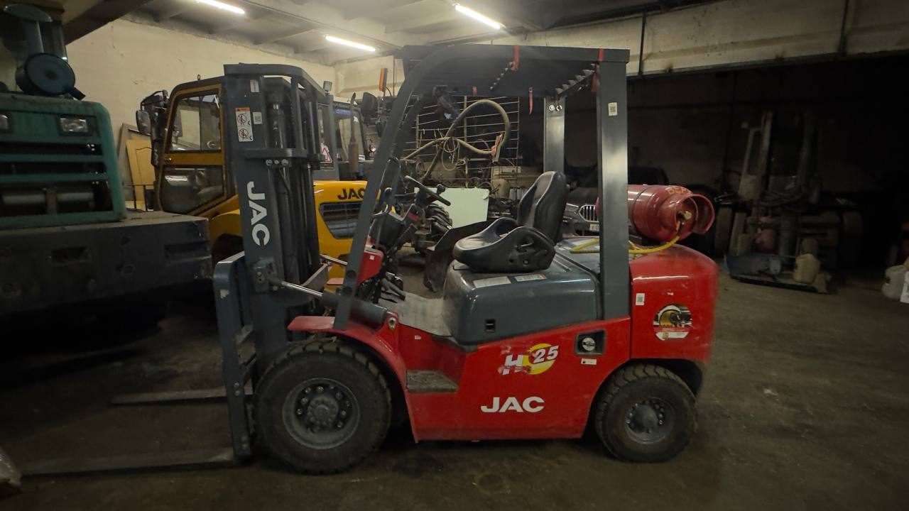 JAC CPQD Вилочный погрузчик