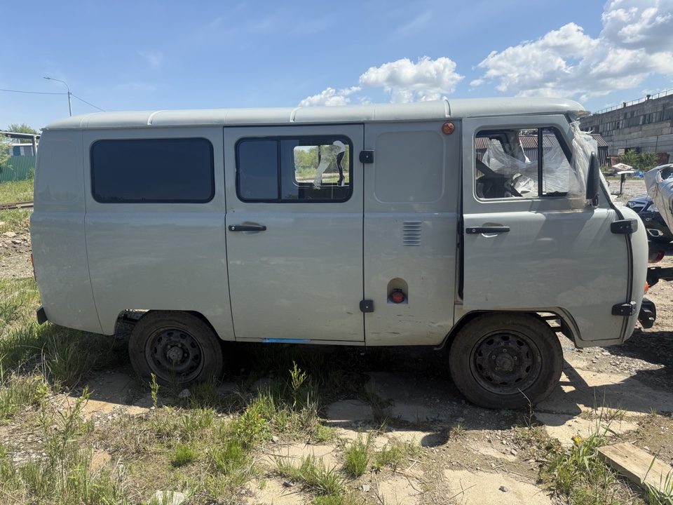 UAZ 3909* Грузопассажирский
