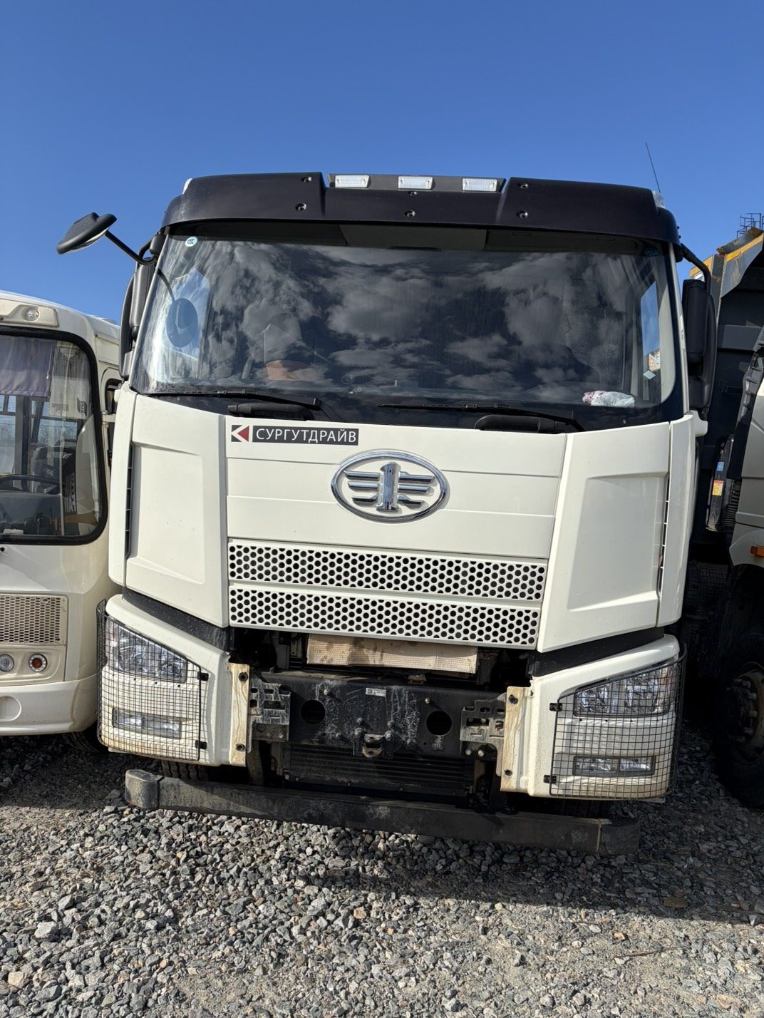 FAW J6 6x6 Самосвал