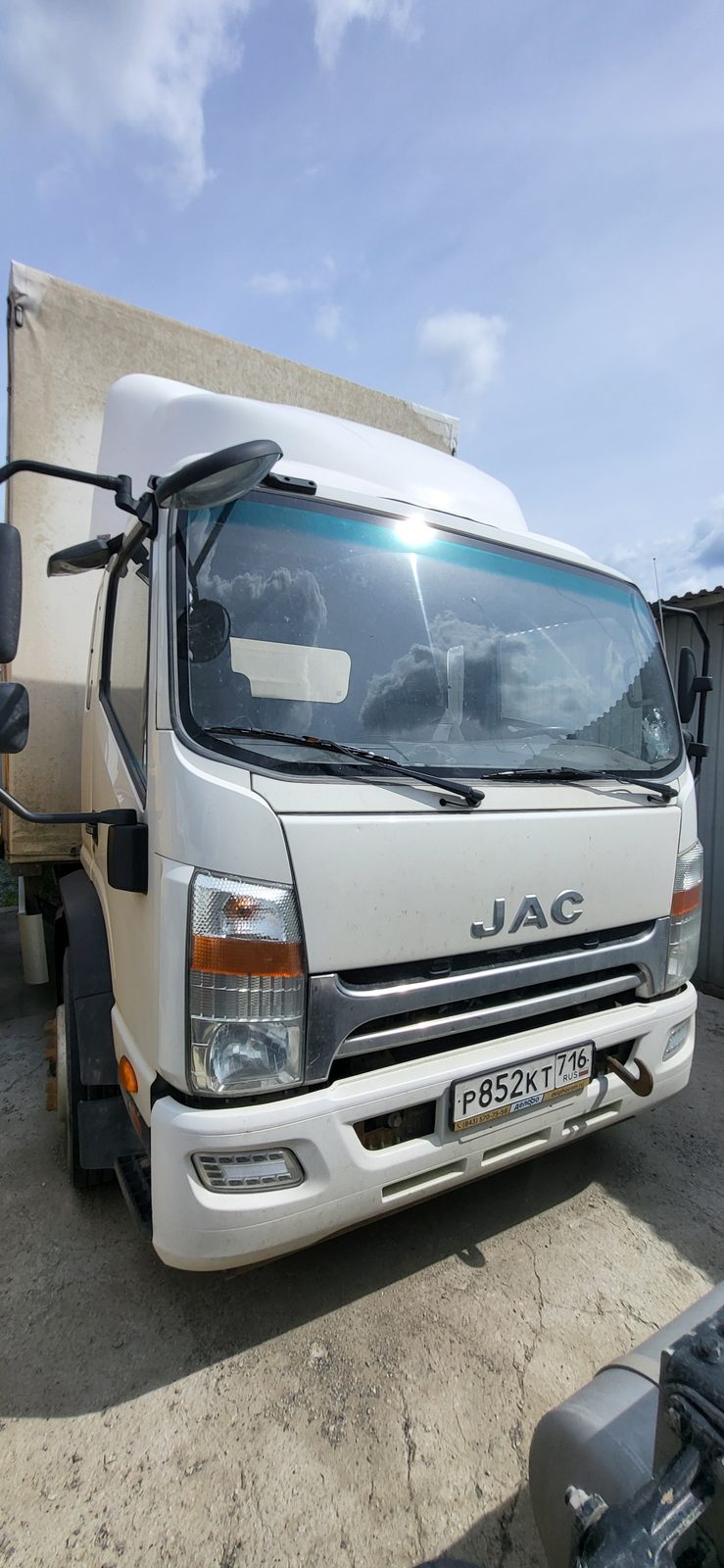 JAC 3008* на шасси JAC N120 Бортовой (Евроборт)