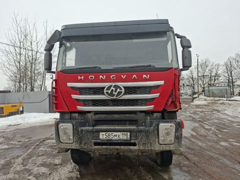Hongyan 908 8x4 Самосвал