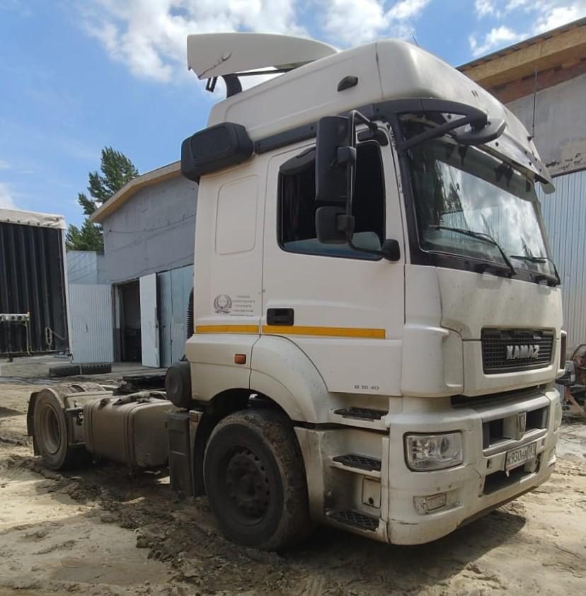 КАМАЗ 5490 4x2 Седельный тягач