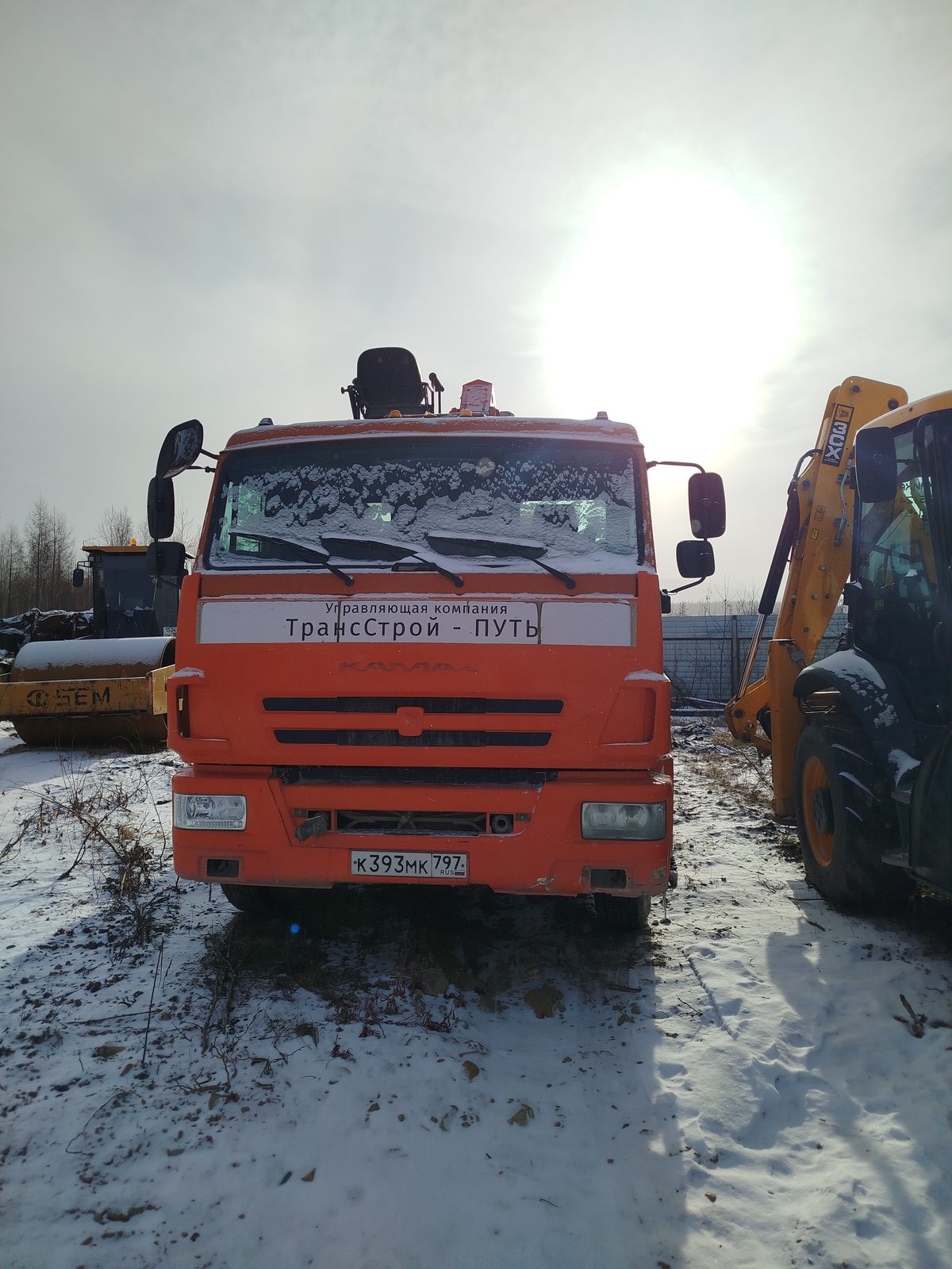 Коммерческие K3B* на шасси КамАЗ 65115 6x4 Бортовой с КМУ