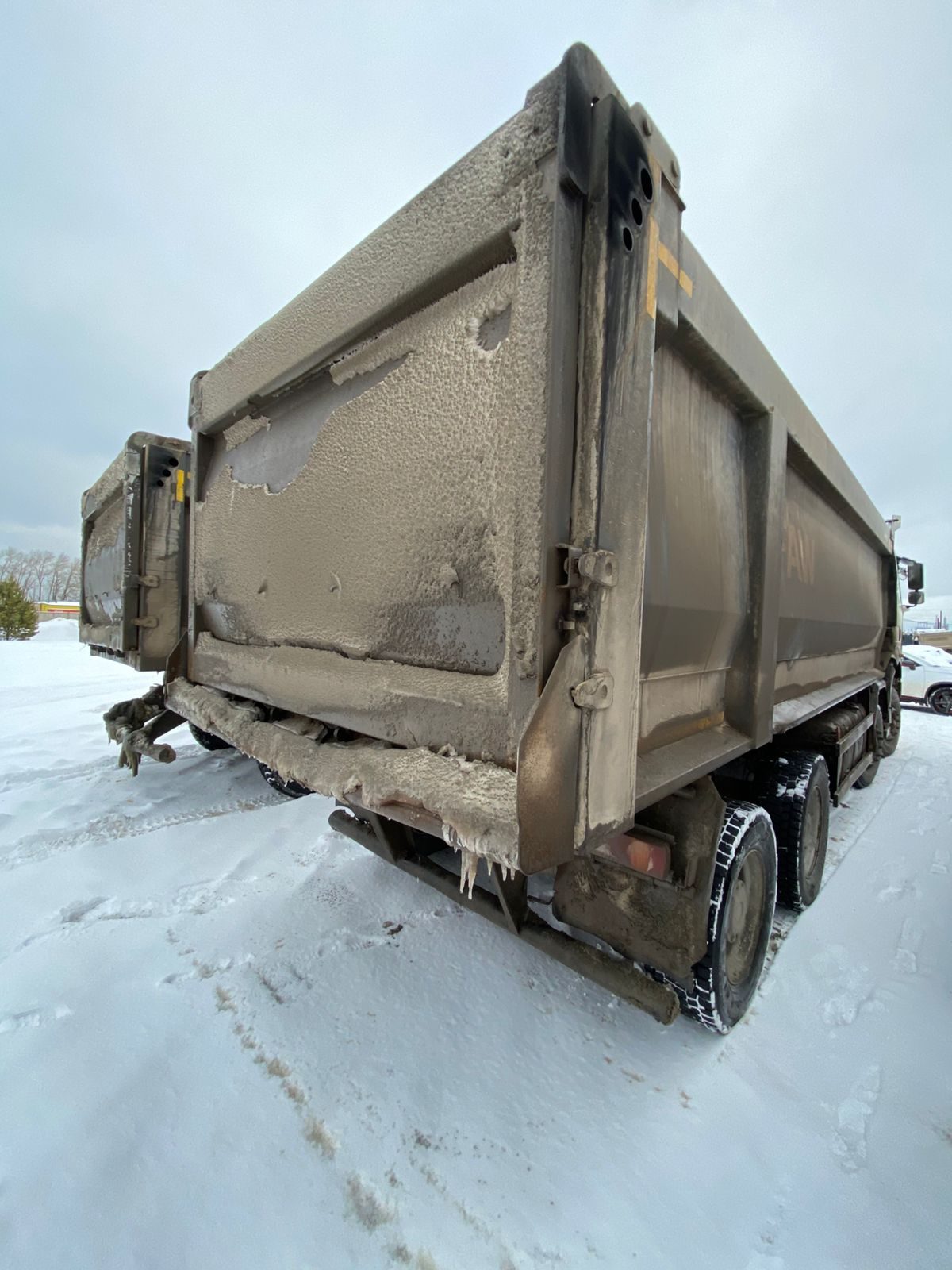 Автомастер 6589* на шасси FAW CA 3310 8x4 Самосвал