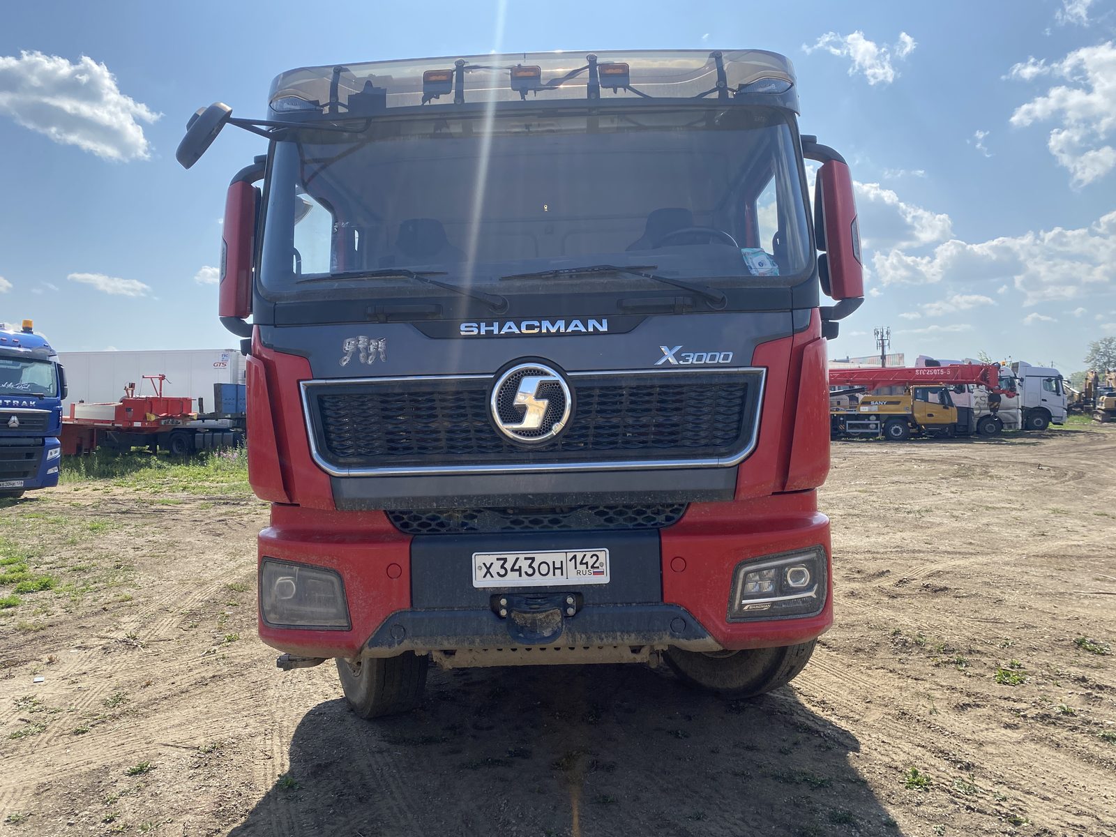 Shacman SX* 8x4 Самосвал
