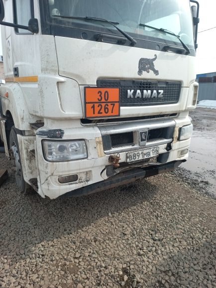КАМАЗ 65206 6x4 Седельный тягач