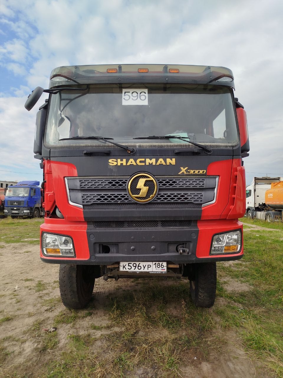 Shacman SX* 6x6 Самосвал
