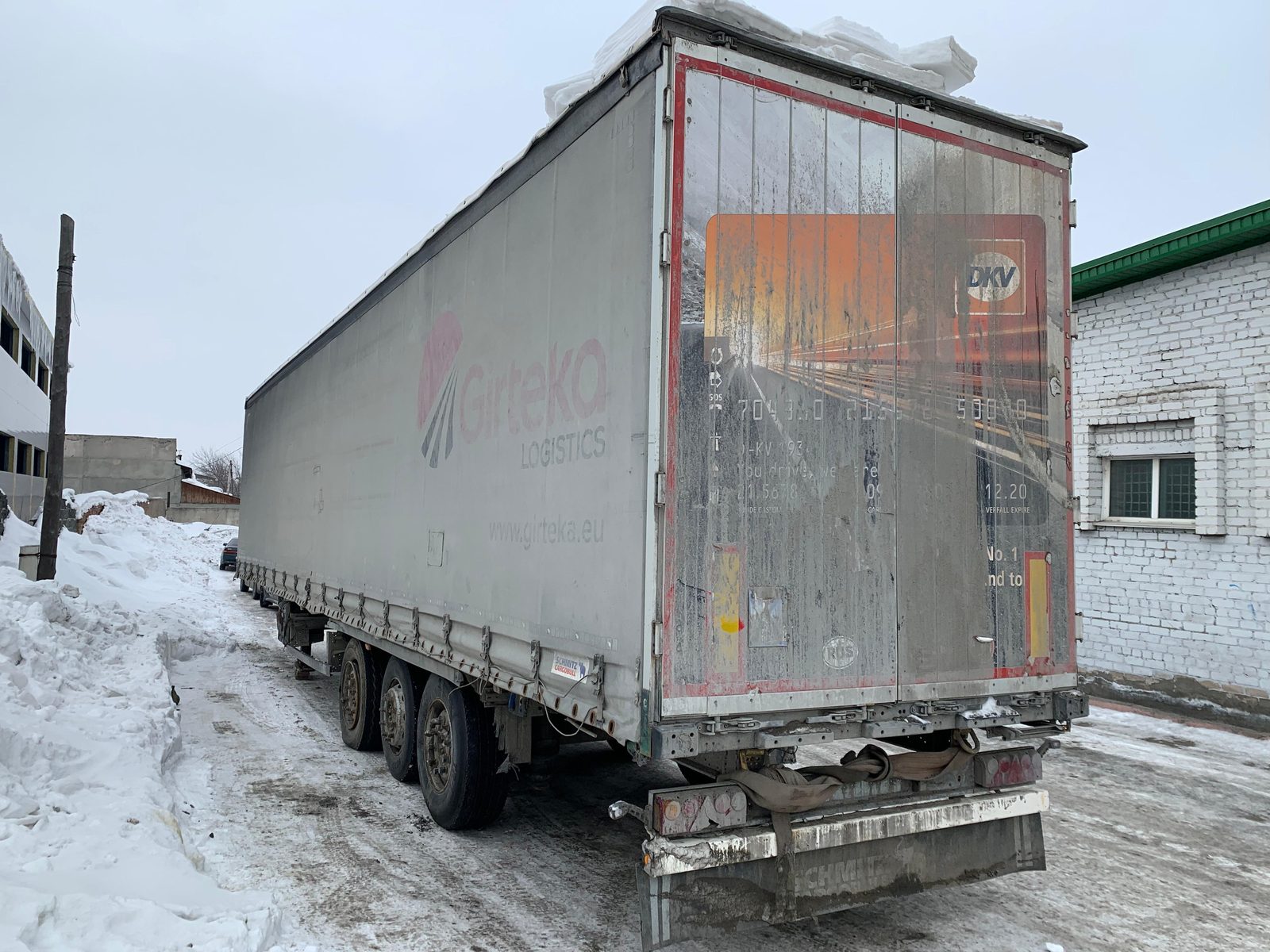 Schmitz SCB*S3T Полуприцеп шторный