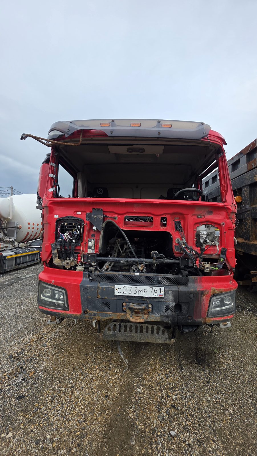 Shacman SX* 8x4 Самосвал