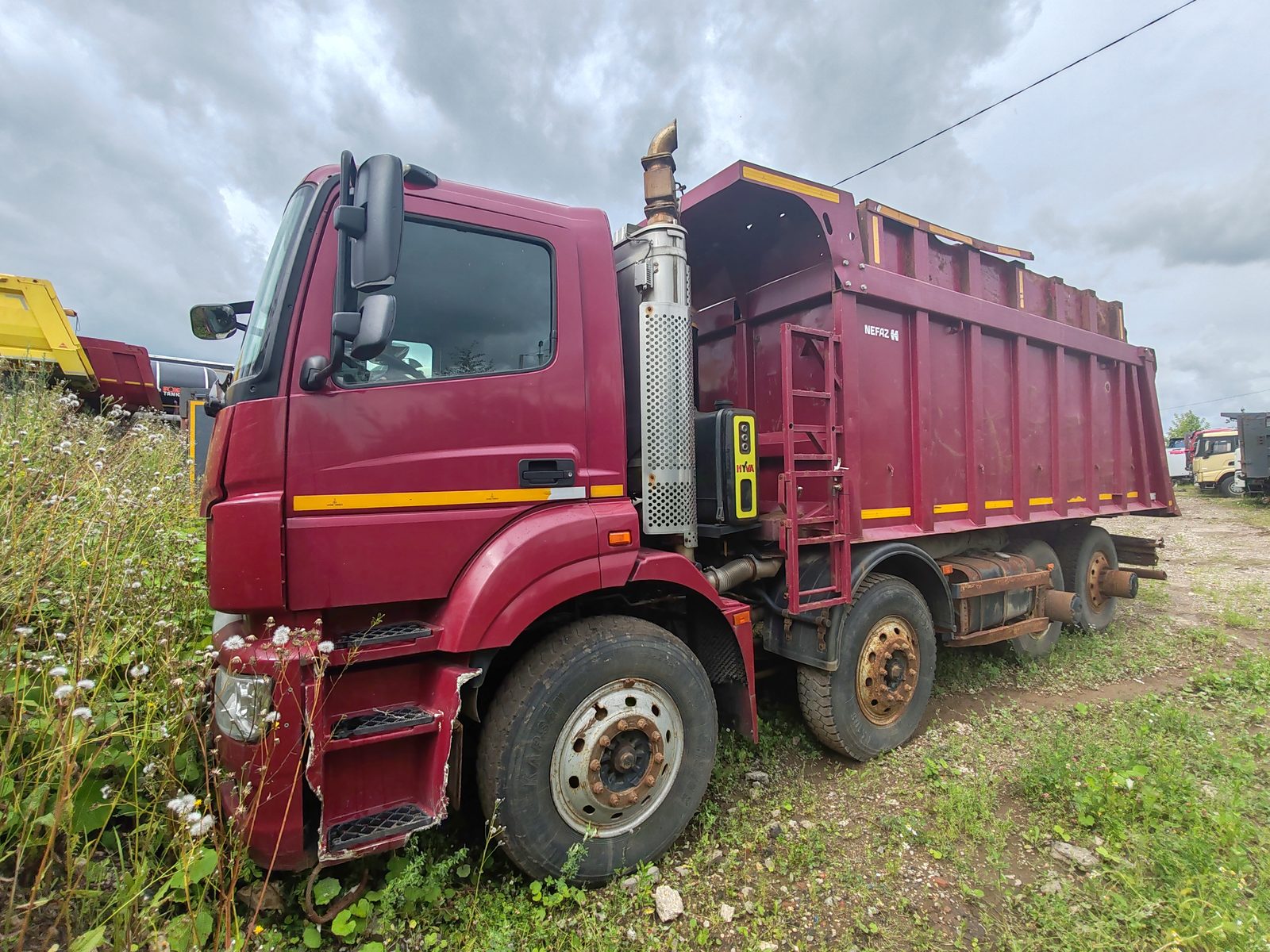 КАМАЗ 65801 8x4 Самосвал
