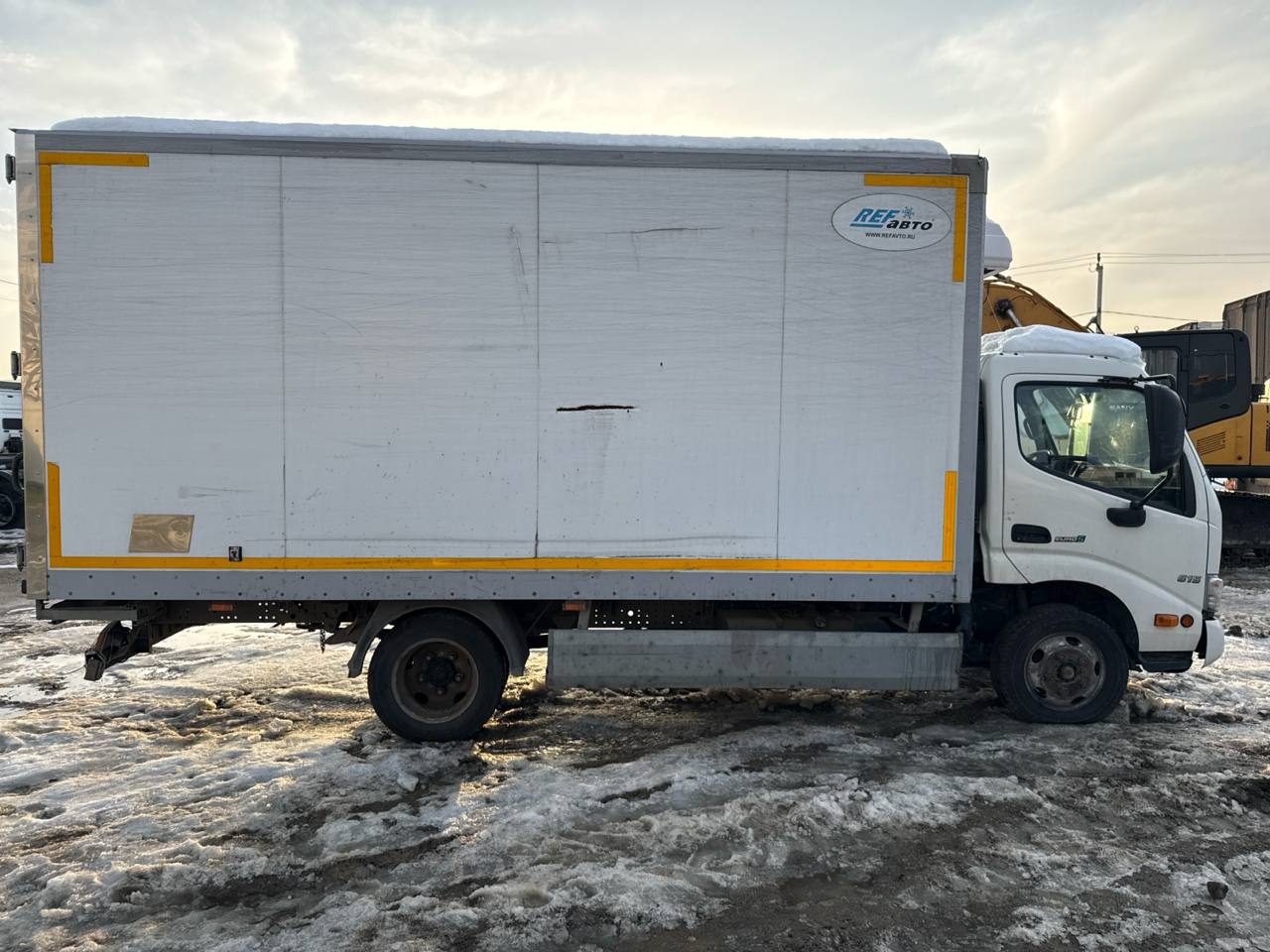 Рефавто 27620A на шасси HINO 300 4x2 Изотермический/рефрижератор