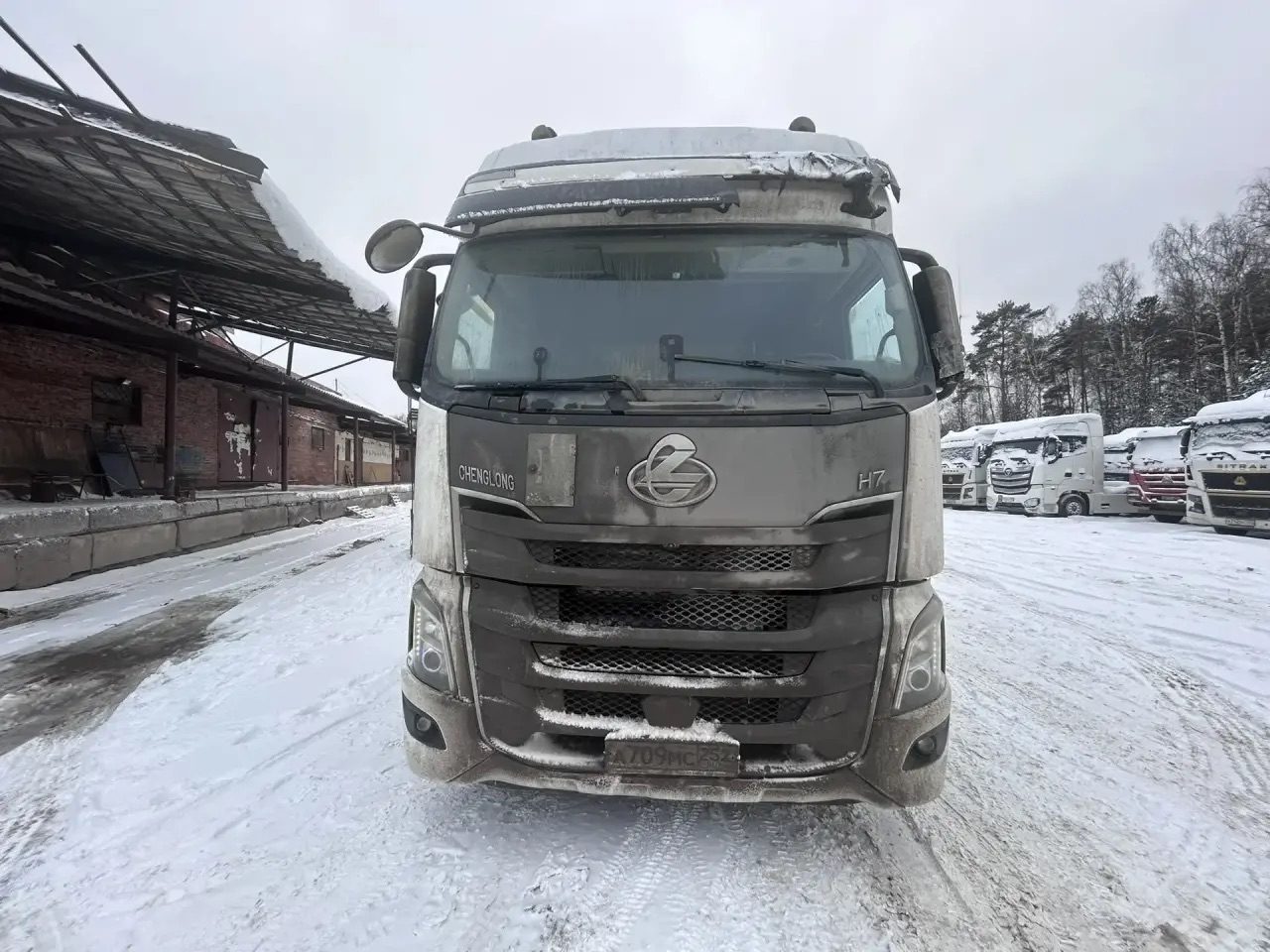 Chenglong H7 4x2 Седельный тягач