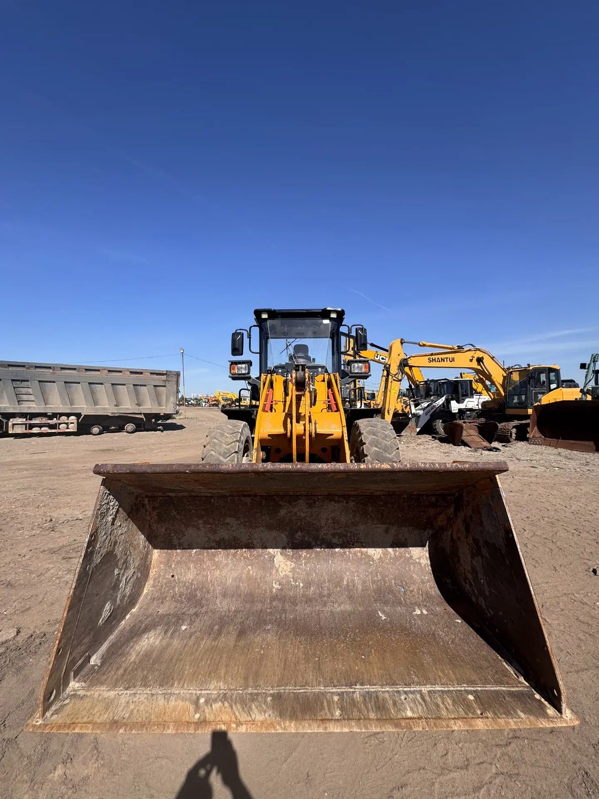 Lonking CDM 835 Фронтальный погрузчик