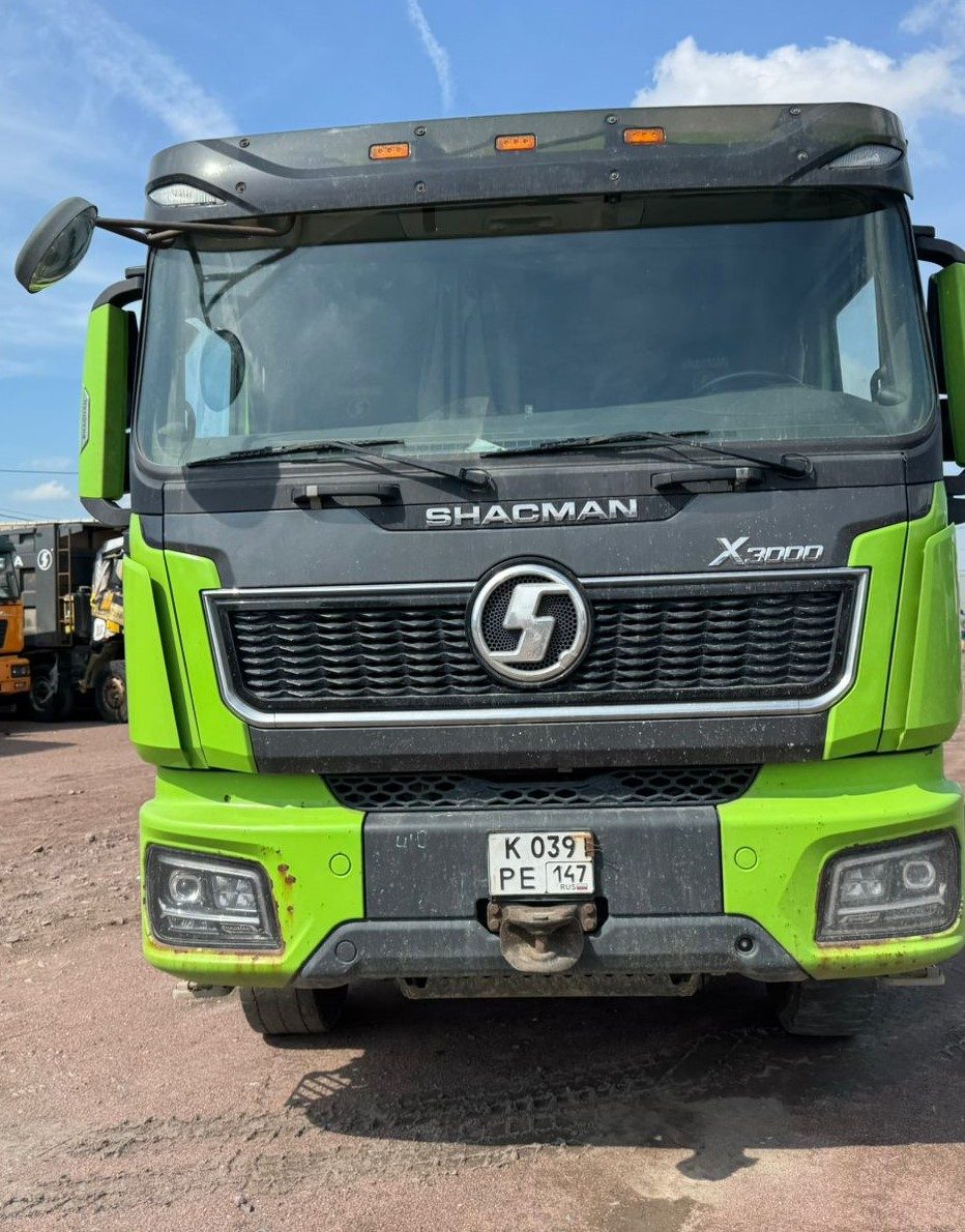 Shacman SX* 8x4 Самосвал