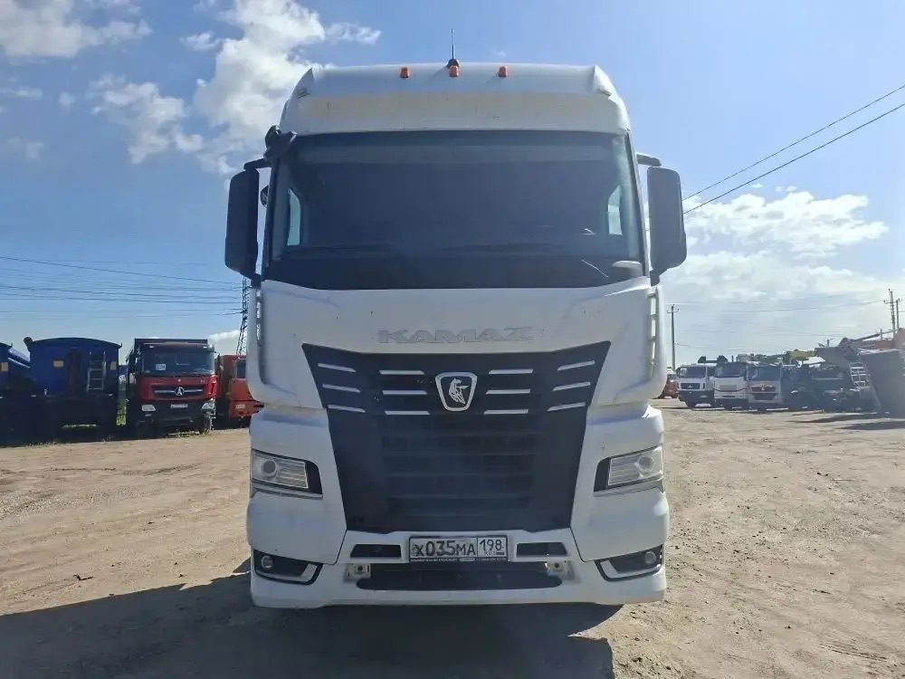 КАМАЗ 54901 4x2 Седельный тягач