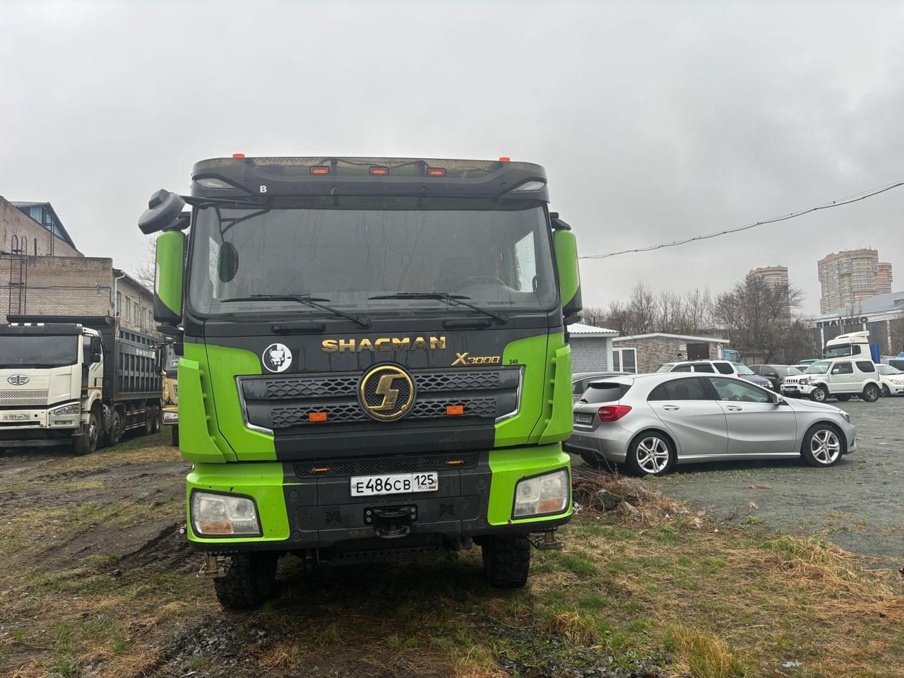 Shacman SX* 8x4 Самосвал