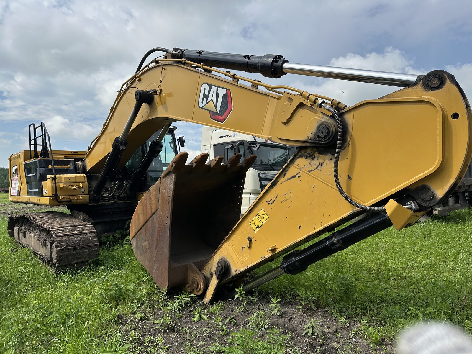 Caterpillar 345 Экскаватор