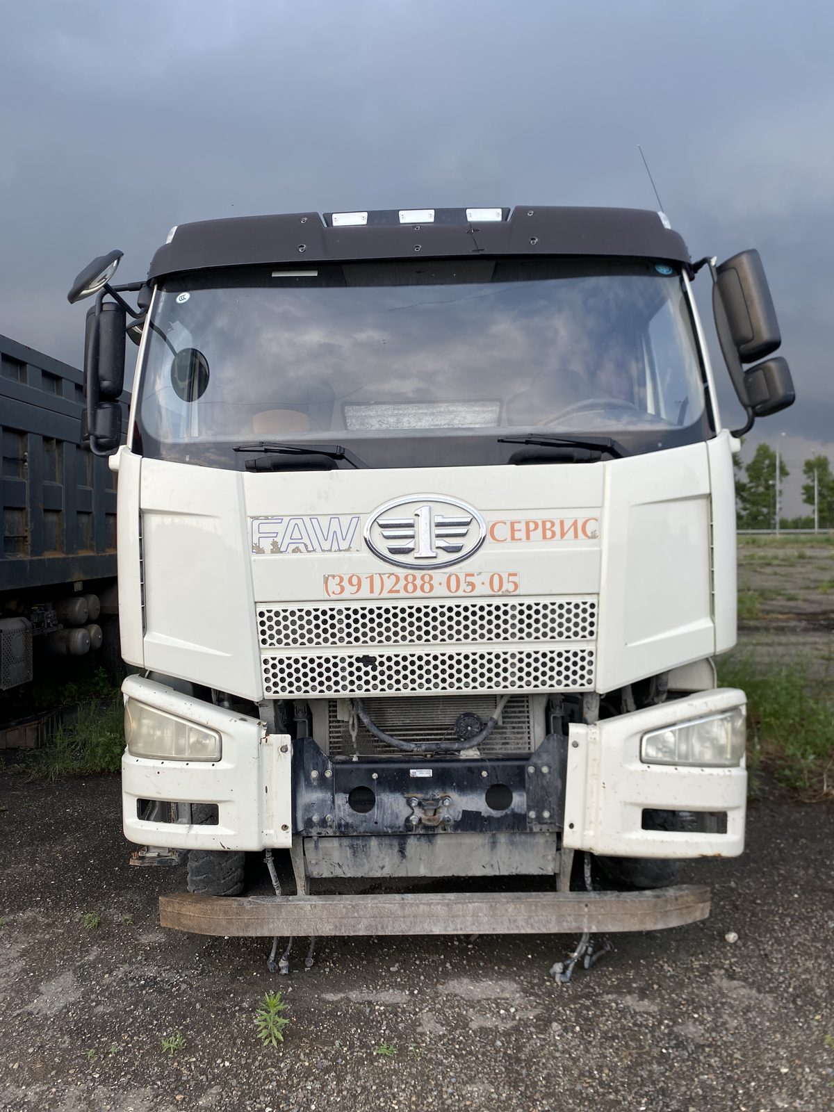 FAW J6 6x4 Самосвал