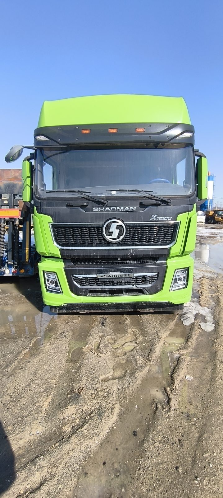 Shacman SX* 6x4 Седельный тягач