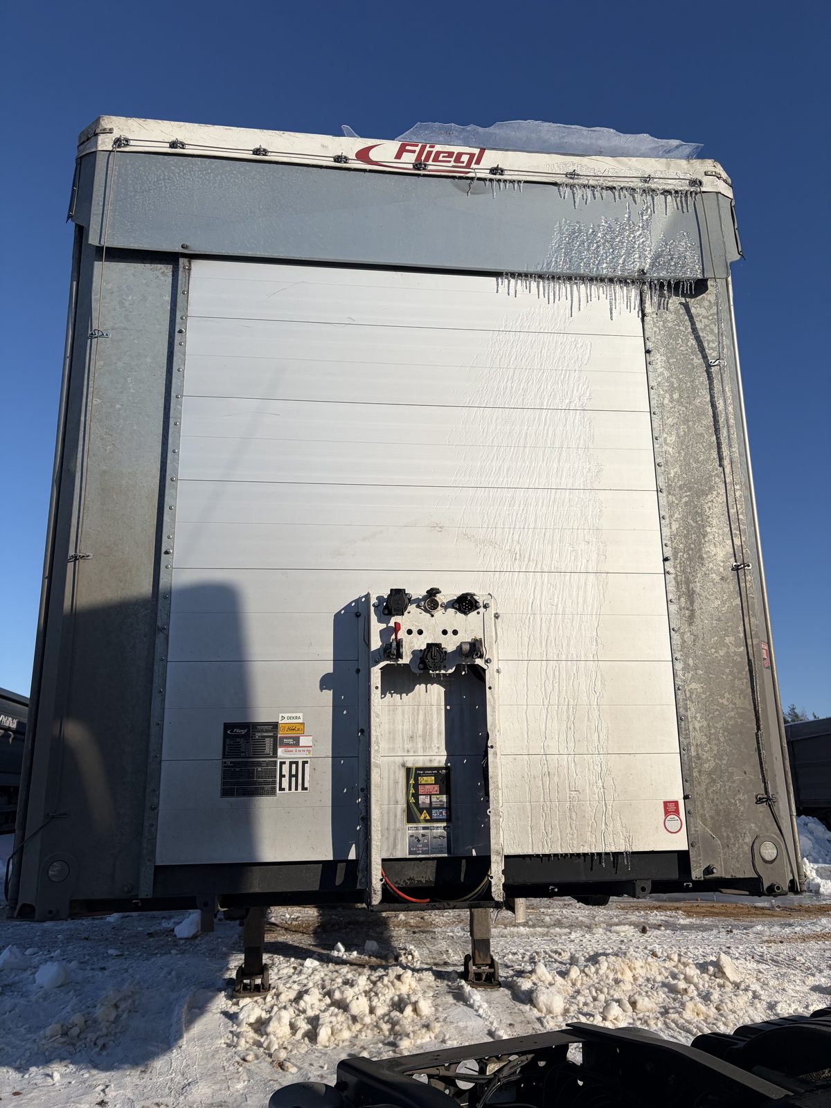 Fliegl SDS* Полуприцеп Шторный/Бортовой