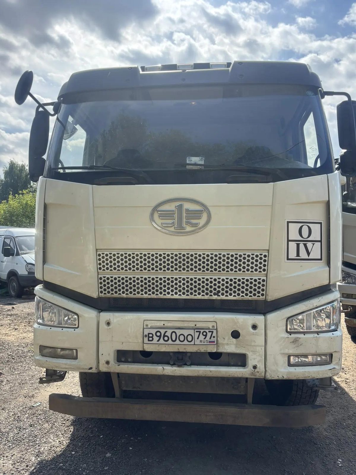 FAW J6 6x4 Самосвал