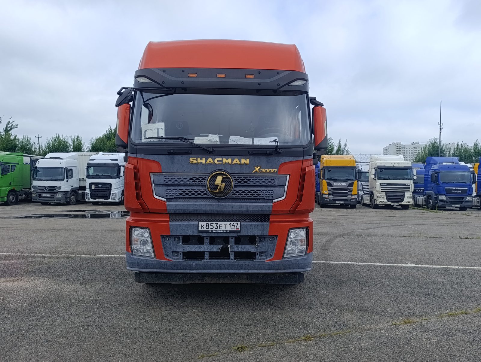 Shacman SX* 6x4 Седельный тягач