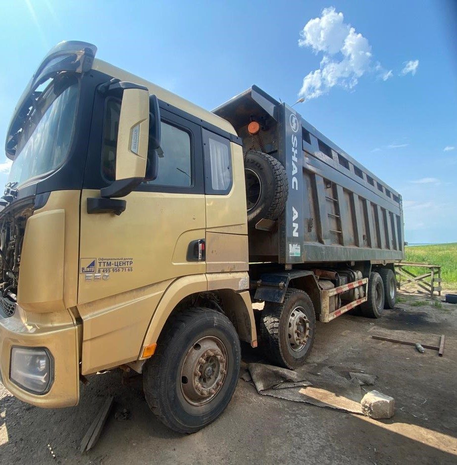 Shacman SX* 8x4 Самосвал