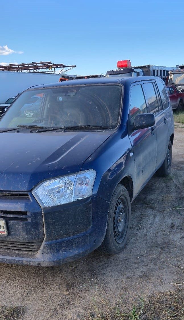 Toyota Probox (правый руль)