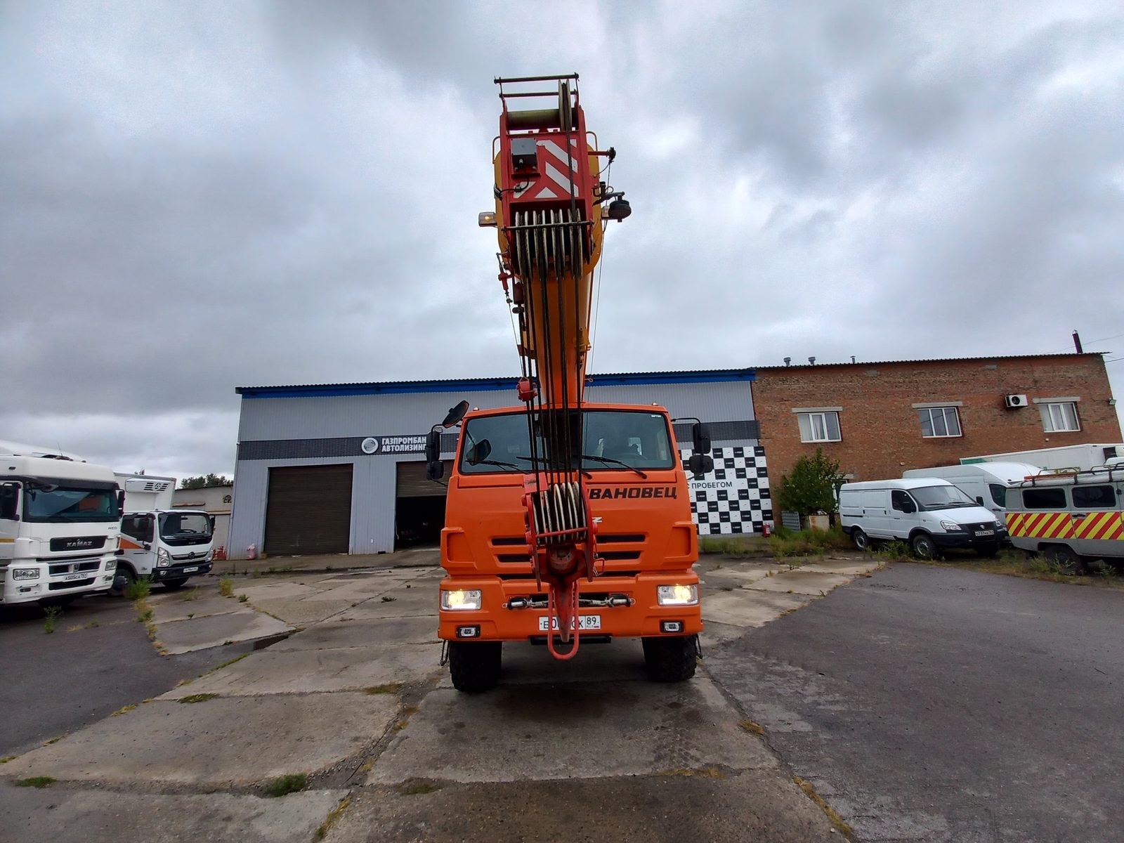 КАМАЗ 43118 6x6 Автокран