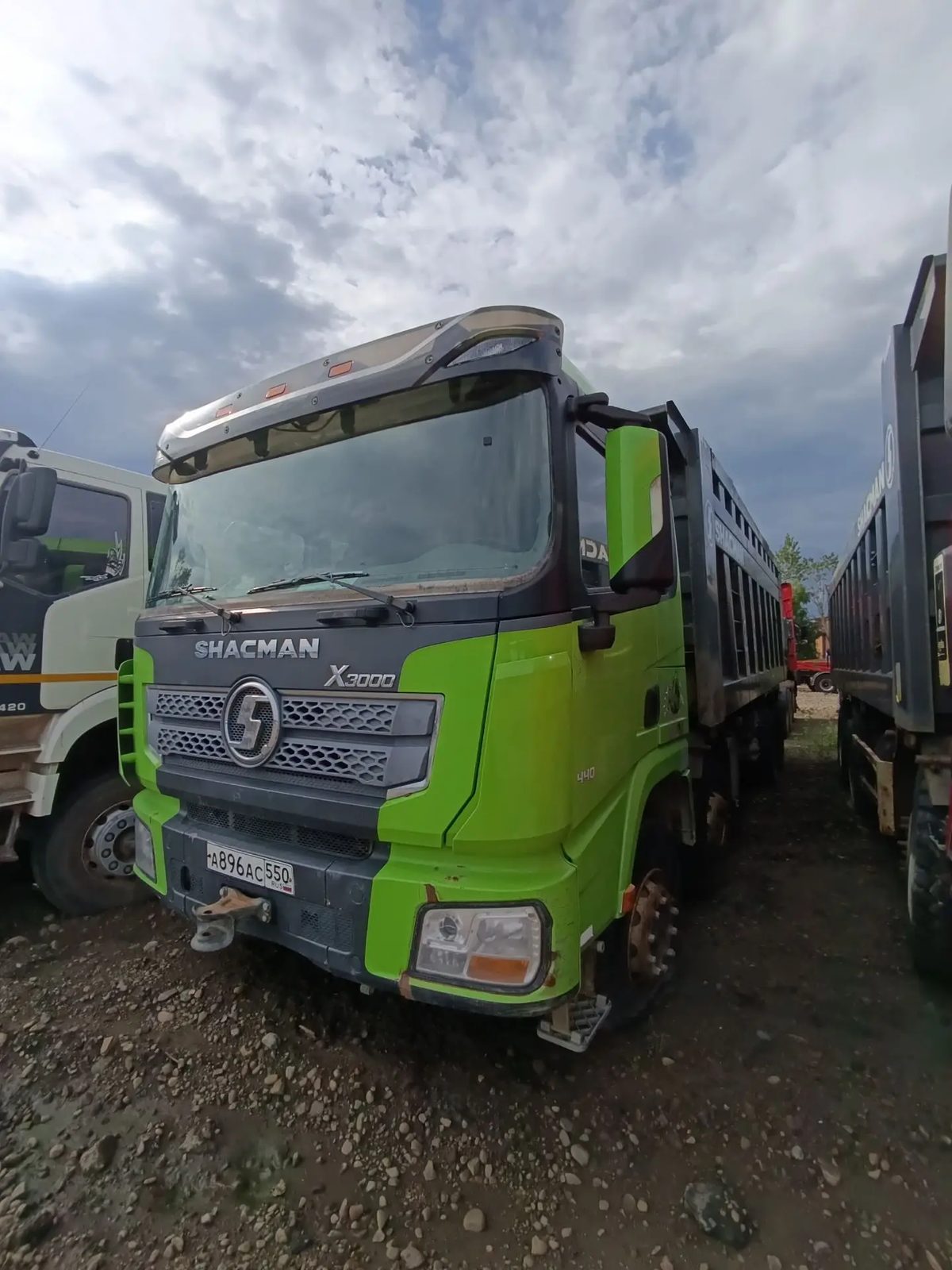 Shacman SX* 8x4 Самосвал