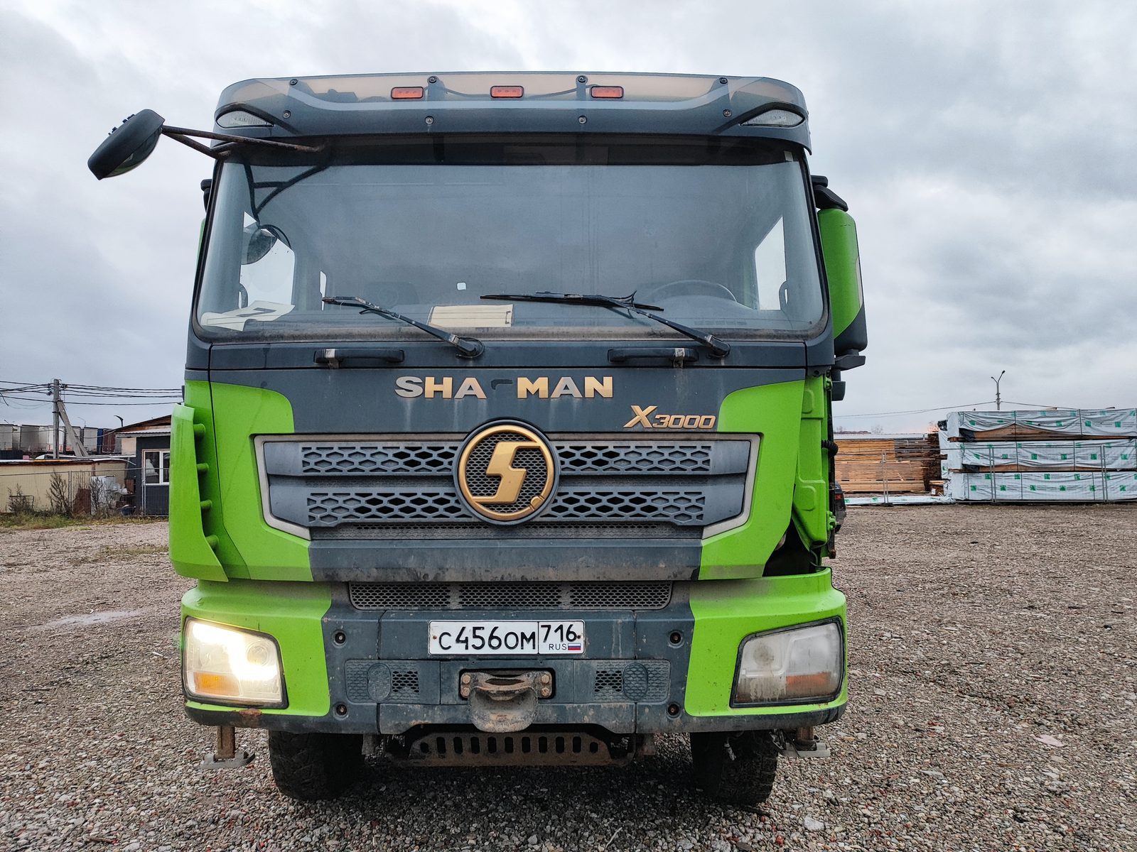 Shacman SX* 8x4 Самосвал