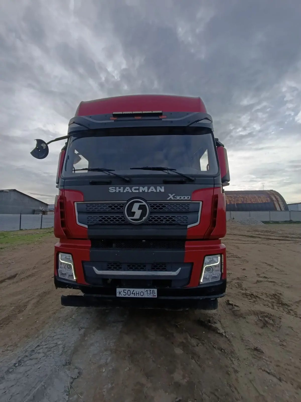 Shacman SX* 6x4 Седельный тягач